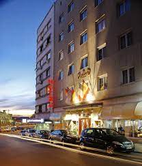 Experience Regal Luxury at Queen Astoria Hotel in Belgrade